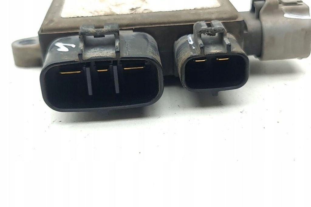 Реле вентилятора радіатора tesla model s 8282120280 electric 2015 Київ