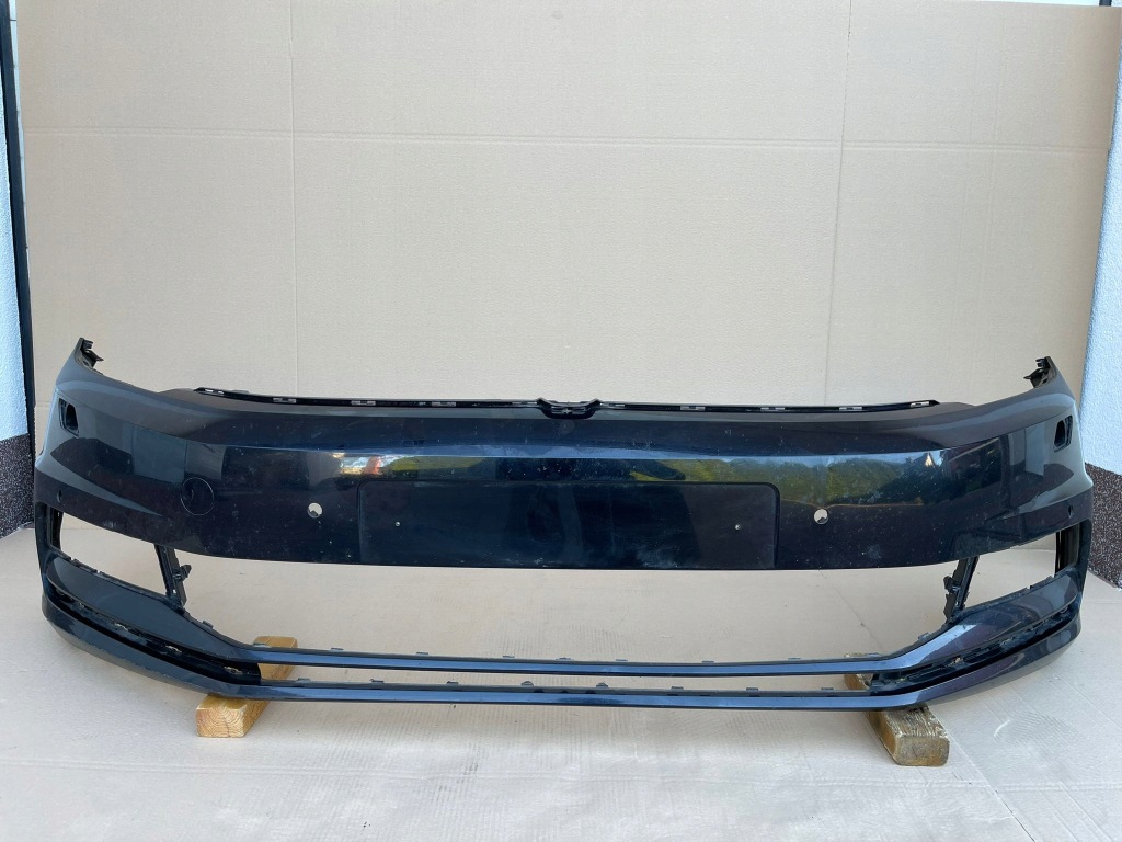 фото №1, Vw touran 5ta ii 15+ бампер передній
