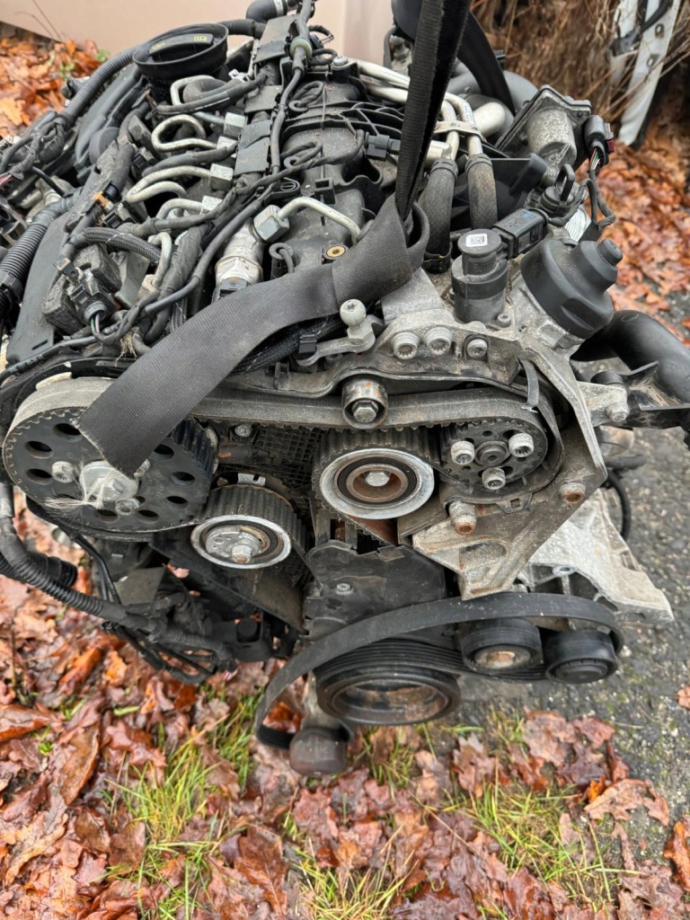 Купити Двигун kompletny audi 2.0 tdi cfg