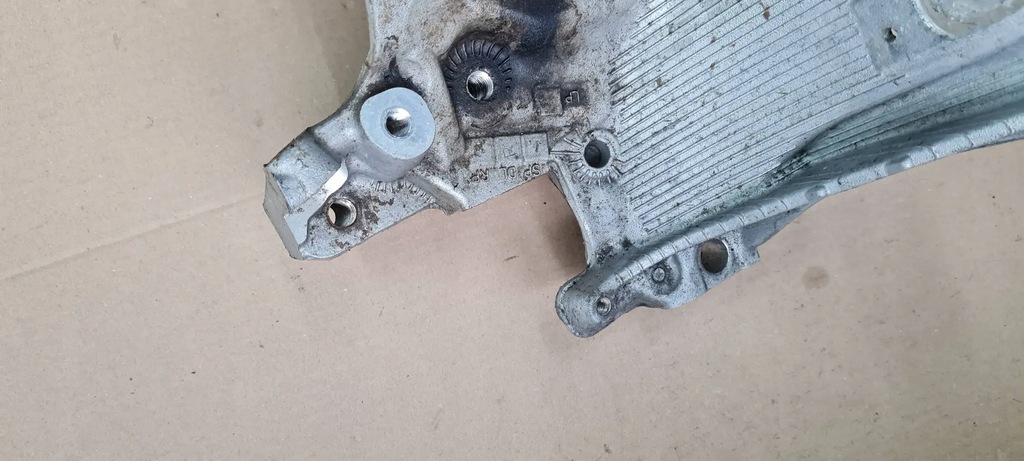 фото №6, A4 b9 8w кронштейн кронштейн кронштейн подрамник левая левый перед 8w0399295e a5 8w