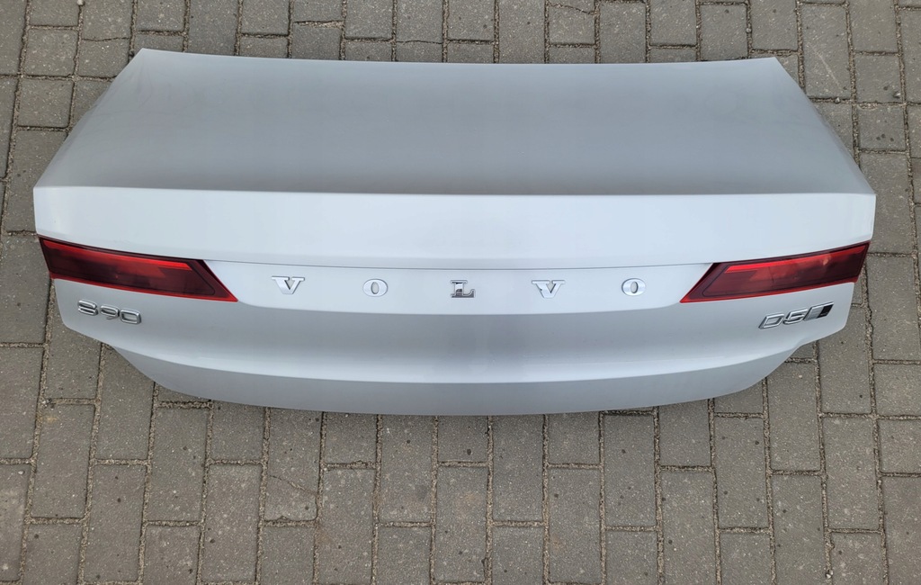 фото №1, Крышка багажника багажника задняя задняя лампы комплектная volvo s90 ii 711
