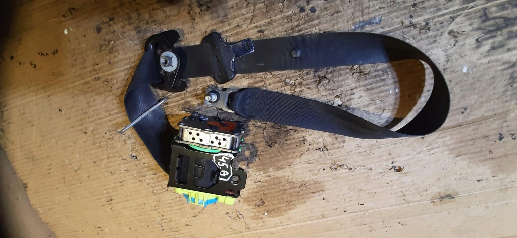 Ремень безопасности правый  перед c4 grand 9654964377 Цена