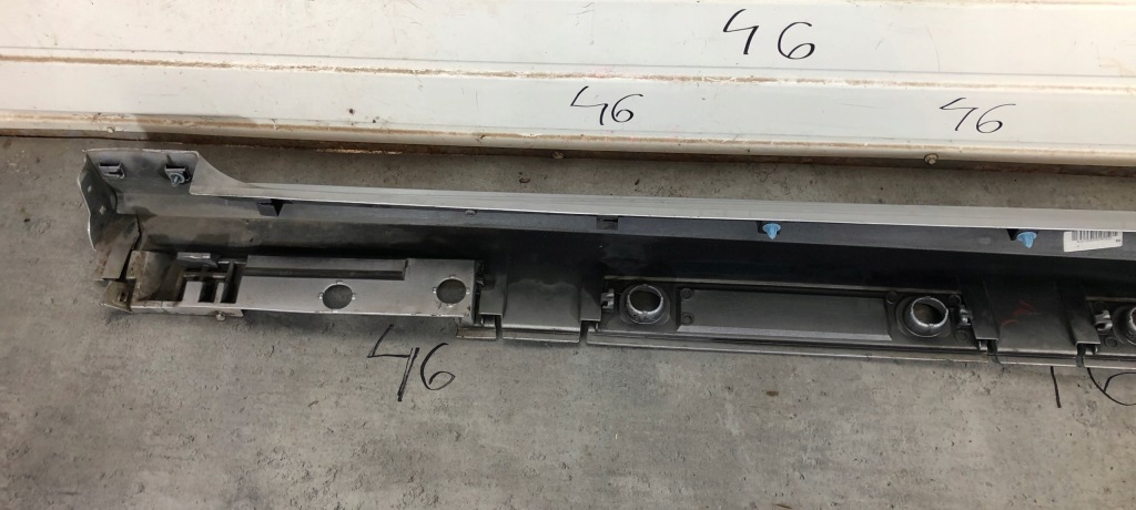 фото №10, Toyota corolla e21 ix 9 18- молдинг поріг права накладка поріг 75850-02230