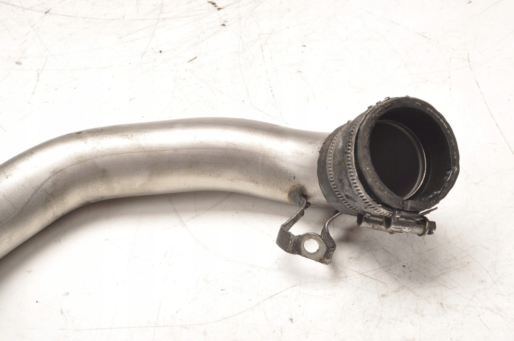 фото №4, Mercedes w212 5.5 amg труба шланг воздухозаборник