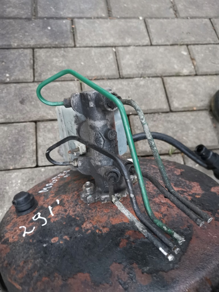 фото №4, Усилитель тормозов тормозные насос 82003353820 renault master ii movano