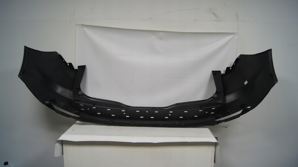 Бампер задня s-max mk2 em2b-17h773 15r- Ціна