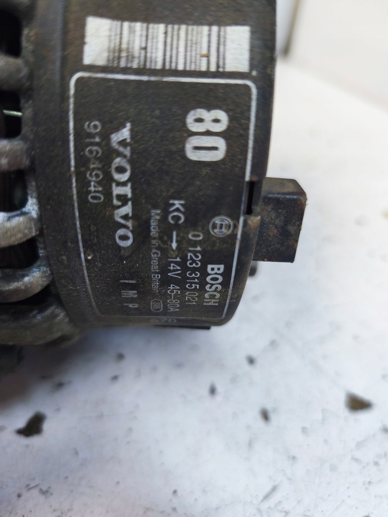 фото №6, Volvo v40 95-00 генератор 2.0 16v