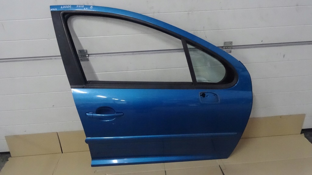 фото №1, Peugeot 207 дверь правый перед 5d hb kmud