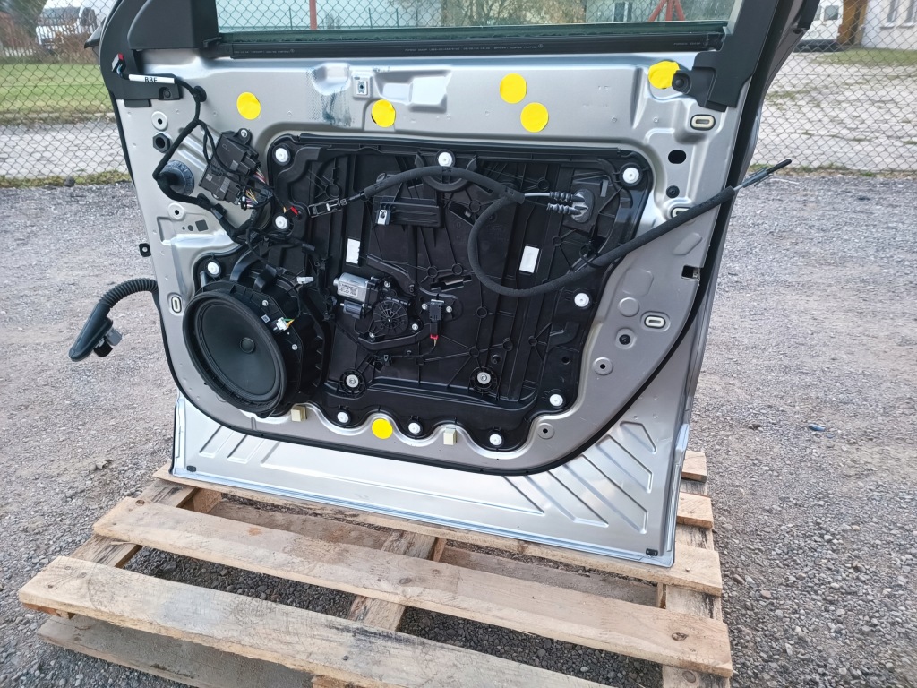 Дверь перед передние правое полный ford explorer vi 2020- в Украине