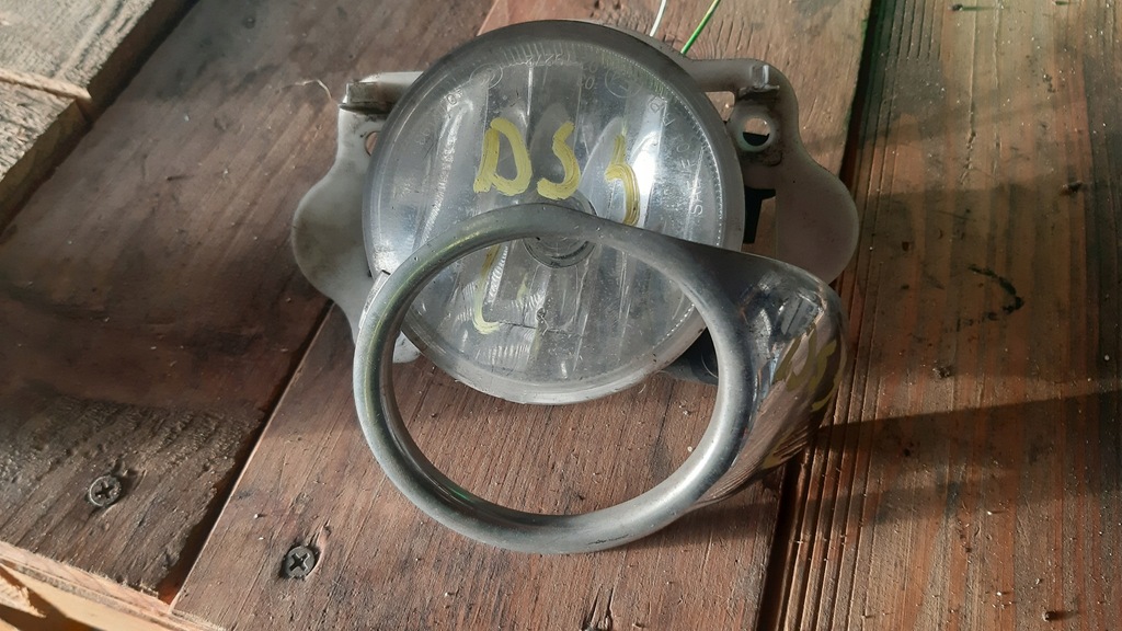 фото №1, Противотуманная фара + решётка хром левый citroen ds3