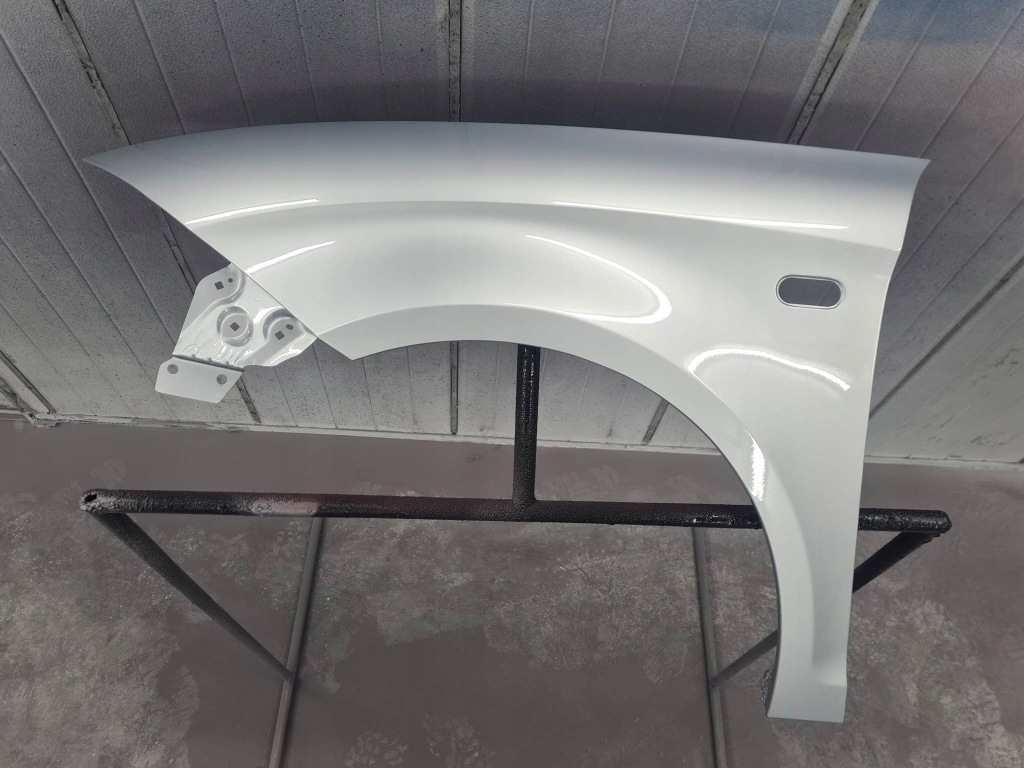 фото №1, Крила seat altea toledo 3 iii 04- колір ls7y