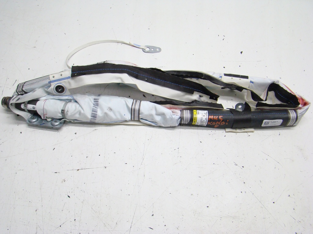 фото №1, Ford mondeo mk5 - шторка безпеки права kombi