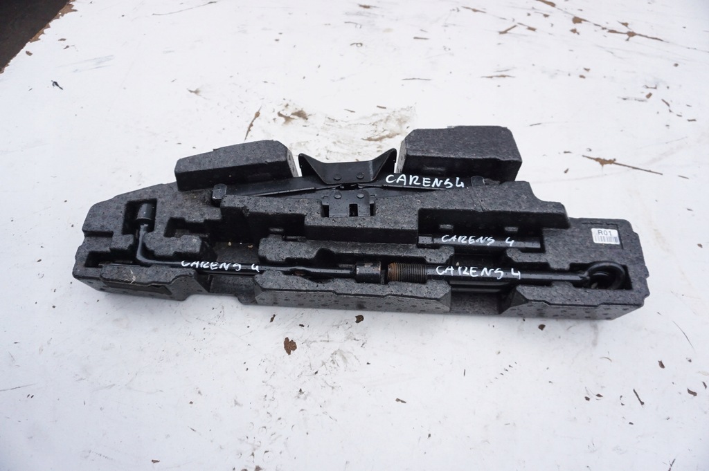 фото №1, Домкрат ключі вкладиш багажника kia carens iv 4