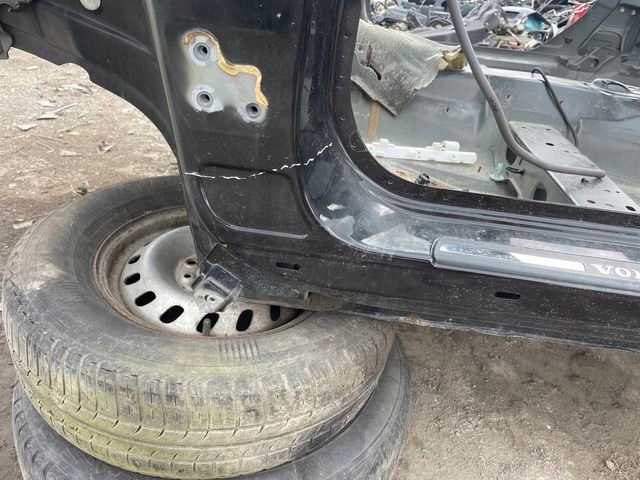 фото №2, Volvo v60 cc s60 порог левый блок двигателя 717