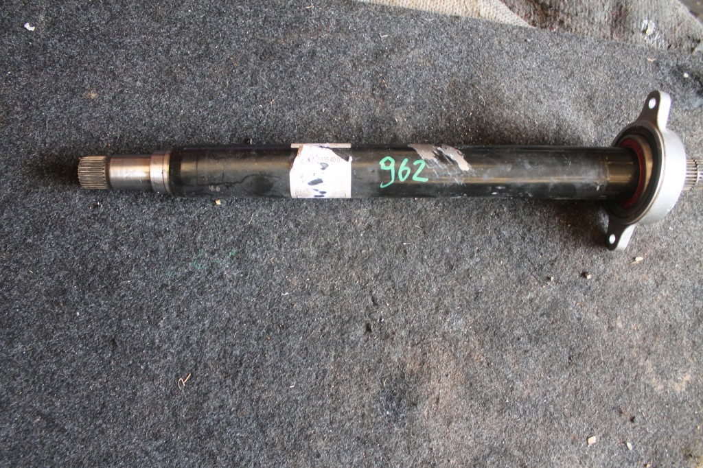 Купить 548. приводной вал правая mercedes a1773304001