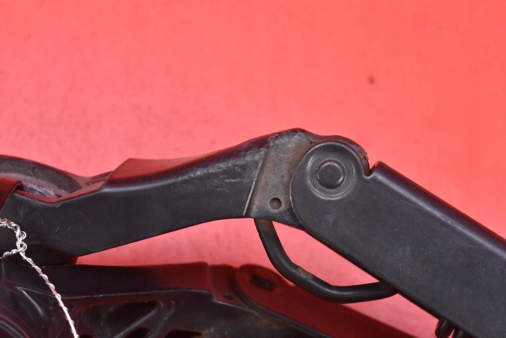 Важіль важелі двірник перед eu lexus is220 xe20 05-10 Ціна