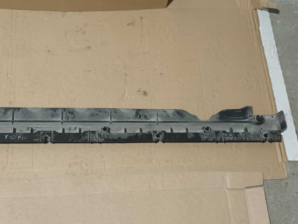 фото №5, Молдинг поріг права tesla model y поріг правий