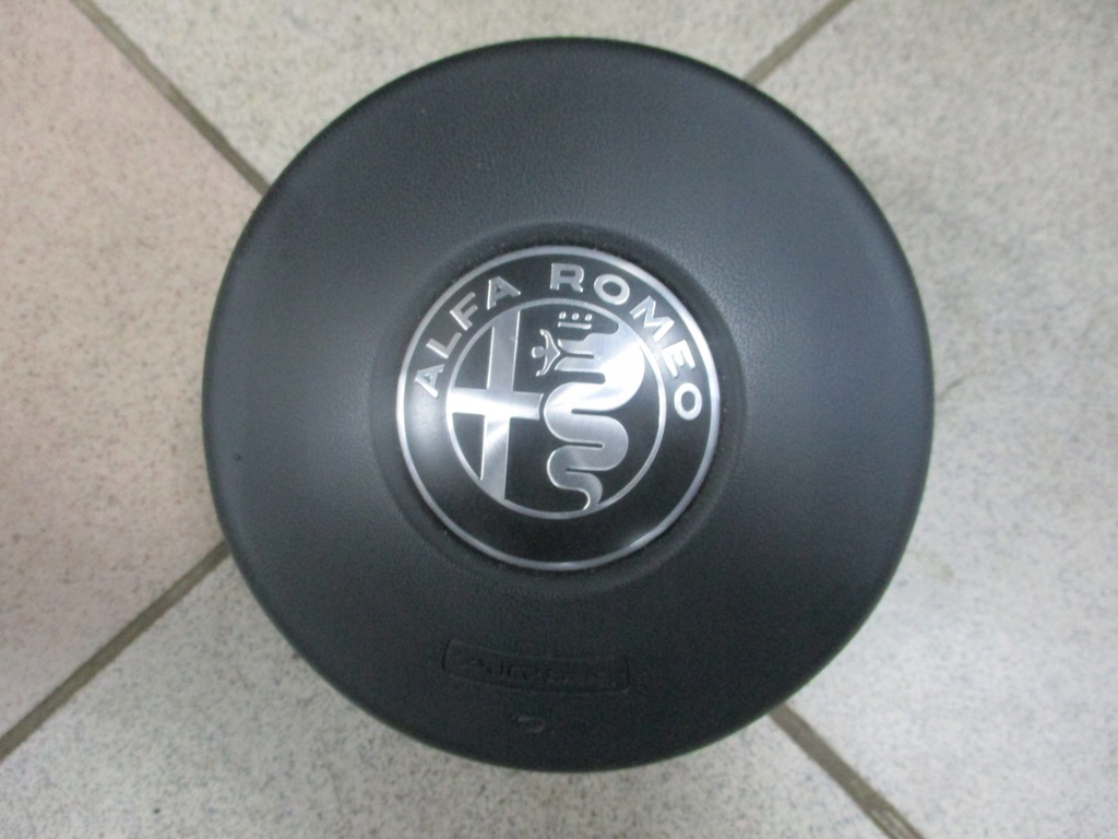 фото №4, Панель приладів консоль подушка безпеки alfa romeo giulia