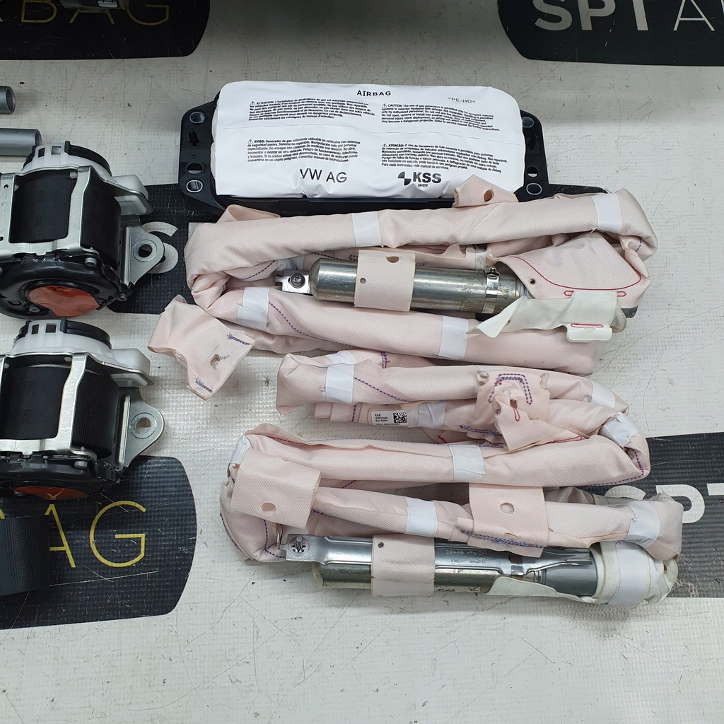 фото №10, Vw id 3 приборная панель консоль подушки безопасности ремни подушка безопасности