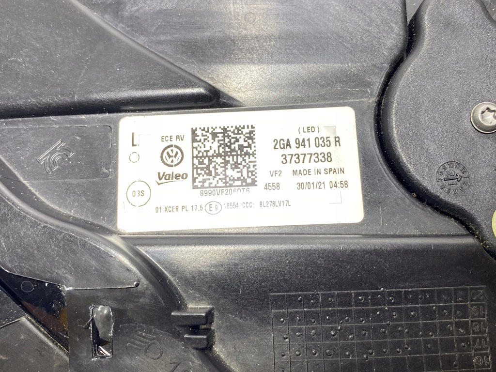 фото №15, Лампа full led vw t-roc 2ga941035g 2ga941036g p/l