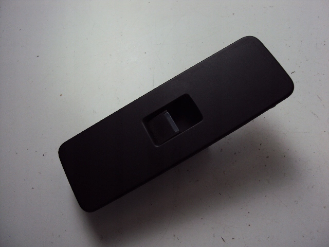 фото №1, Панель стекло правый land rover discovery sport l550