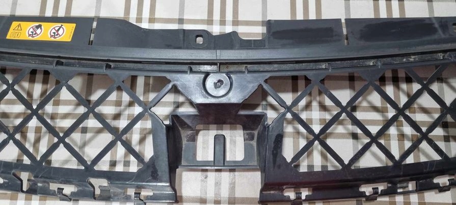 фото №13, Pas верхний кронштейн бампера mercedes a177