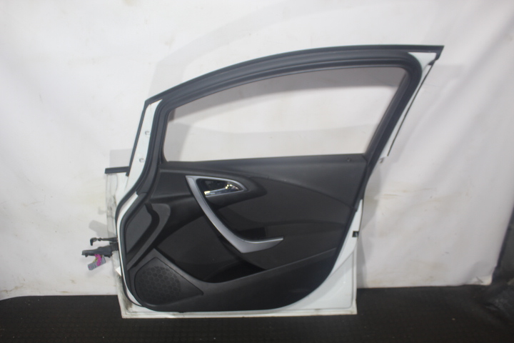 фото №2, Дверь правый перед opel astra j z40r