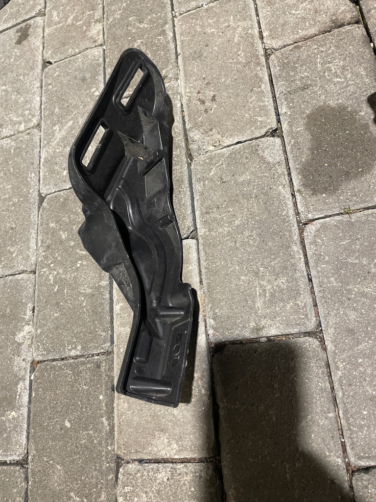 фото №1, Citroen ds3 crossback направляющая правый перед 9820731680