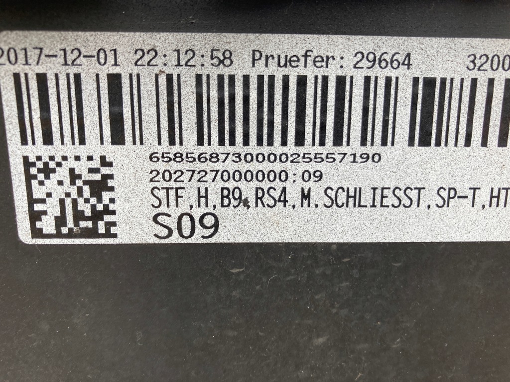 фото №12, Audi a4 rs4 b9 8w9 бампер задня orgi. kombi