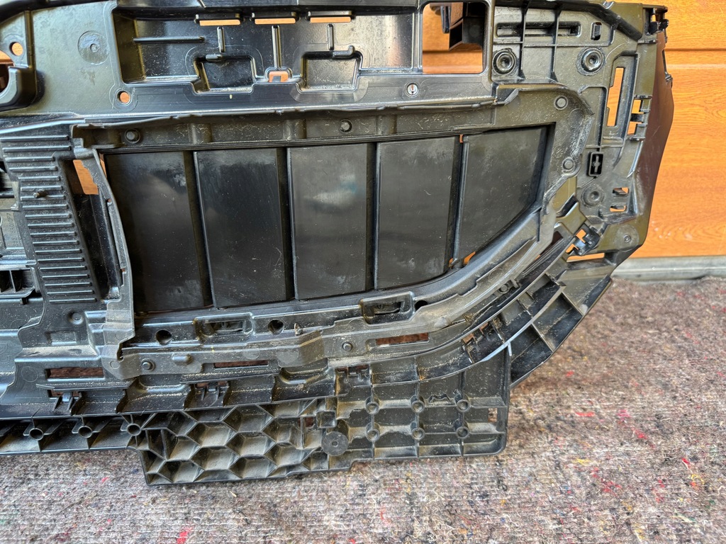 фото №9, Bmw 5 g60 g61 жалюзи воздуховод воздуха решётка радиатора передняя перед 5a09b52