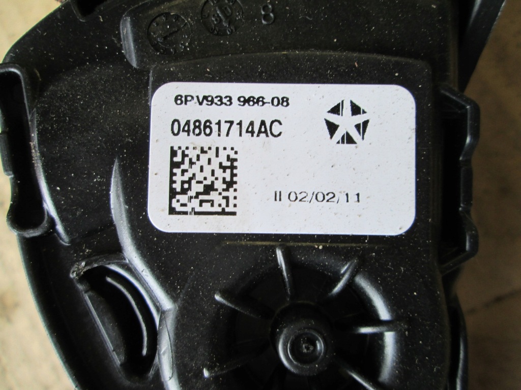 фото №11, Chrysler 300 ii 13 педаль газу швидкості 04861714ae