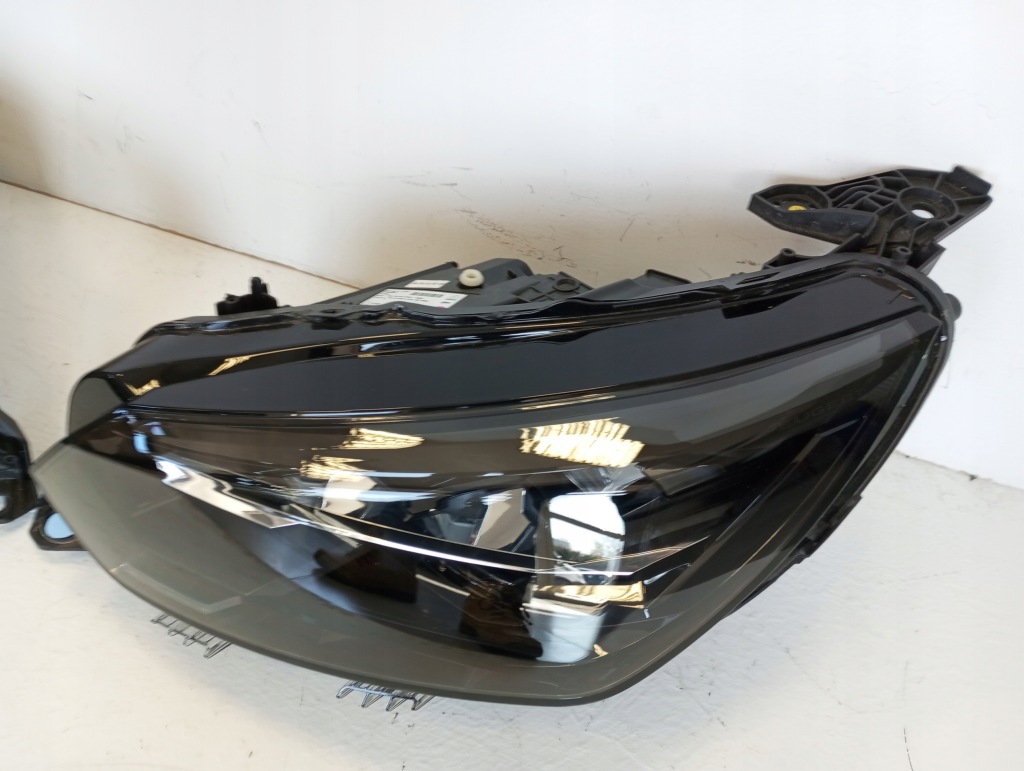 Фара фонари full led рестайлинг  peugeot 2008 2 9850598580 9850597780 Недорого