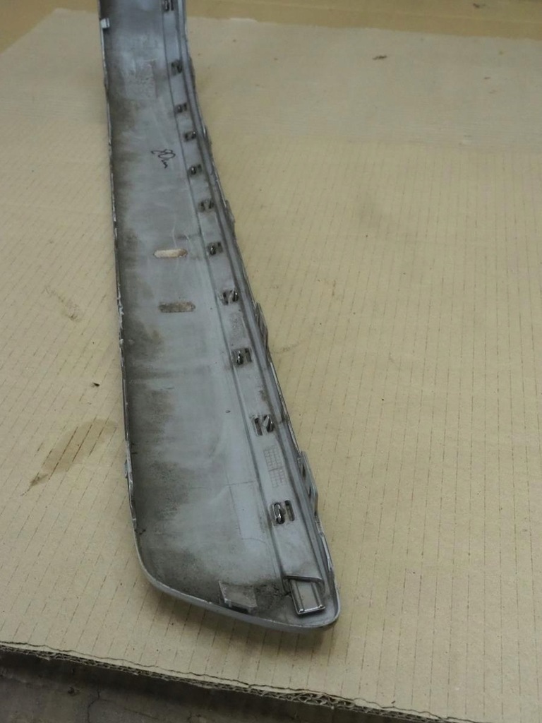 фото №16, Mercedes w210 молдинг бампера левый задняя хром kombi