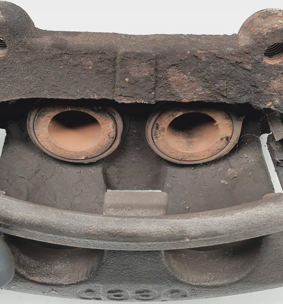 фото №6, Суппорт правый перед jeep grand cherokee iii wh crd