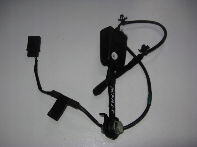 фото №1, Клипса поперечина левый перед alfa giulietta