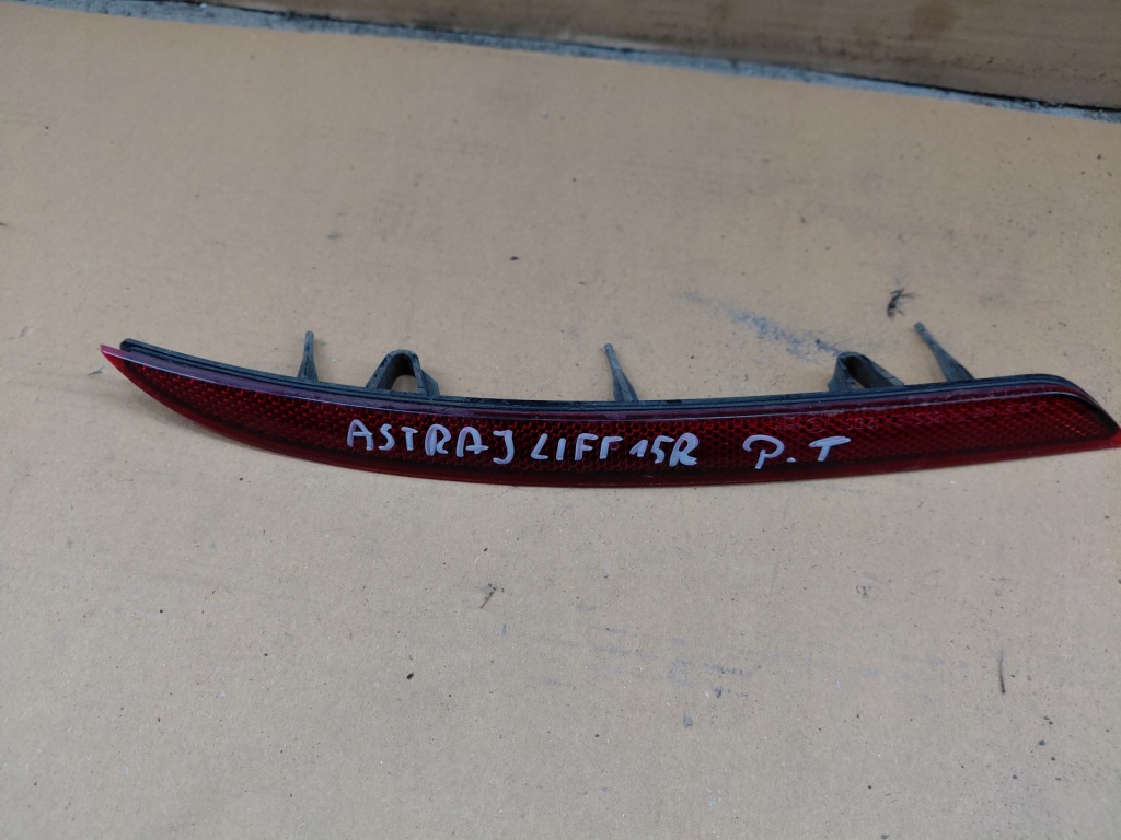 Купить Opel astra j iv рестайлинг  отражатель бампера правый задний  13370760 2015 r