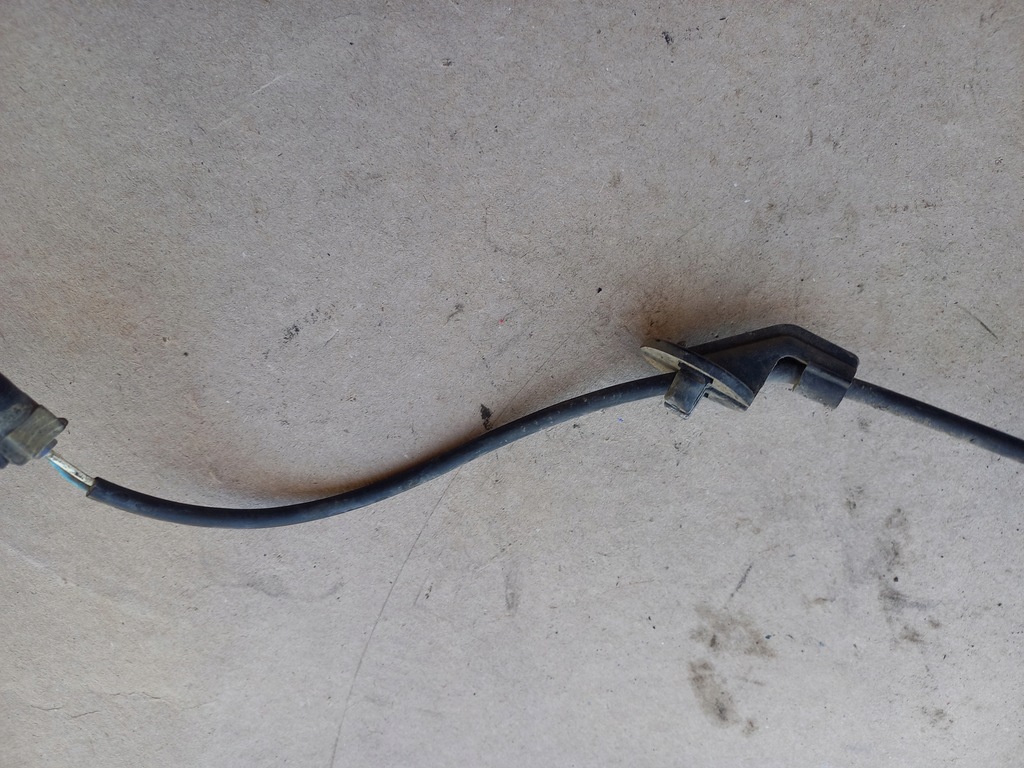 фото №9, Toyota yaris verso 99-05 датчик abs перед l i p