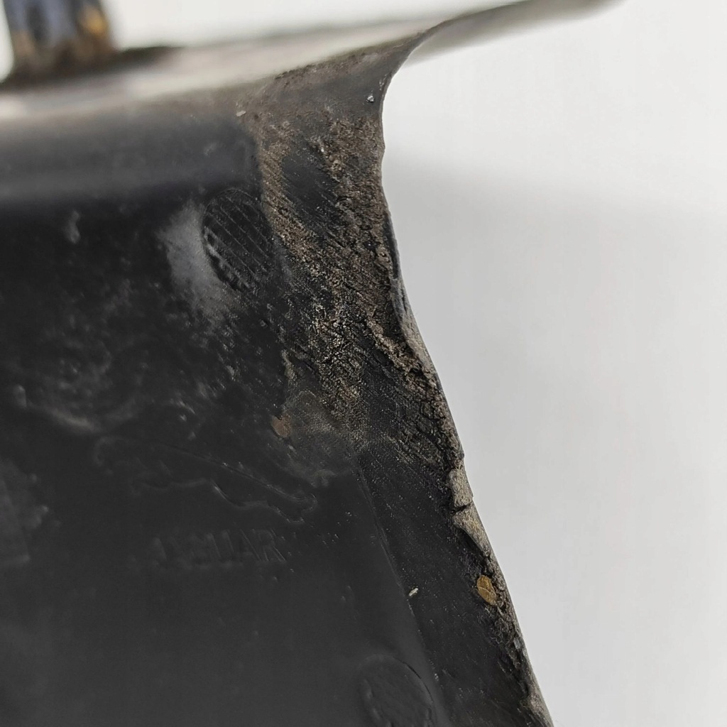 фото №5, Jaguar f-pace 2016 правая сторона молдинг pod фара задняя