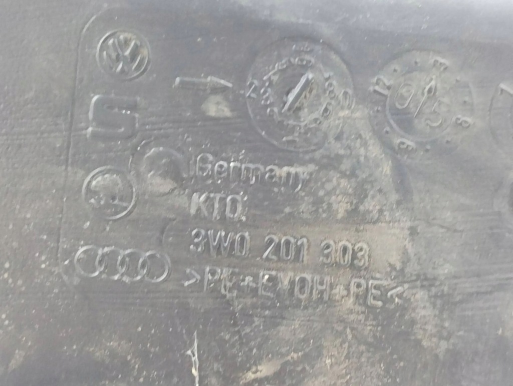 Bentley flying spur 2005 фільтр вугільний par пального 3w0201303 Недорого