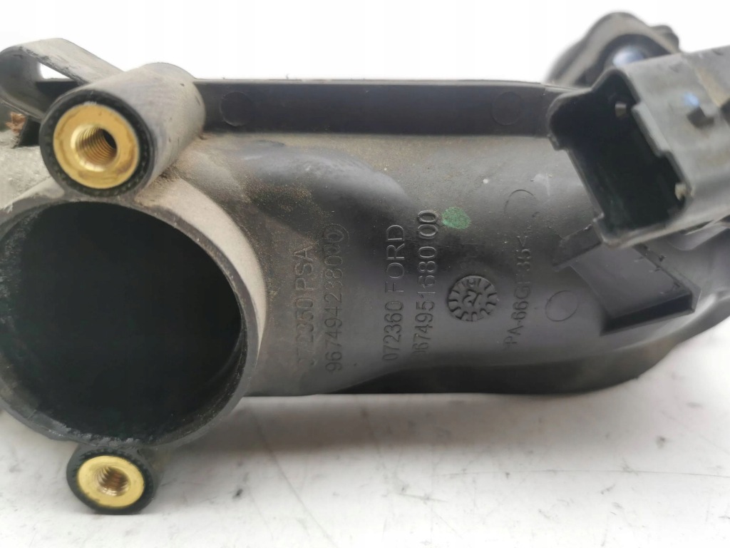 фото №8, Volvo v60 2012 провода воздуха