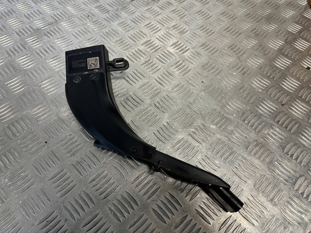 фото №1, Vw golf vii захист трубопровід пального 5q0200059ca