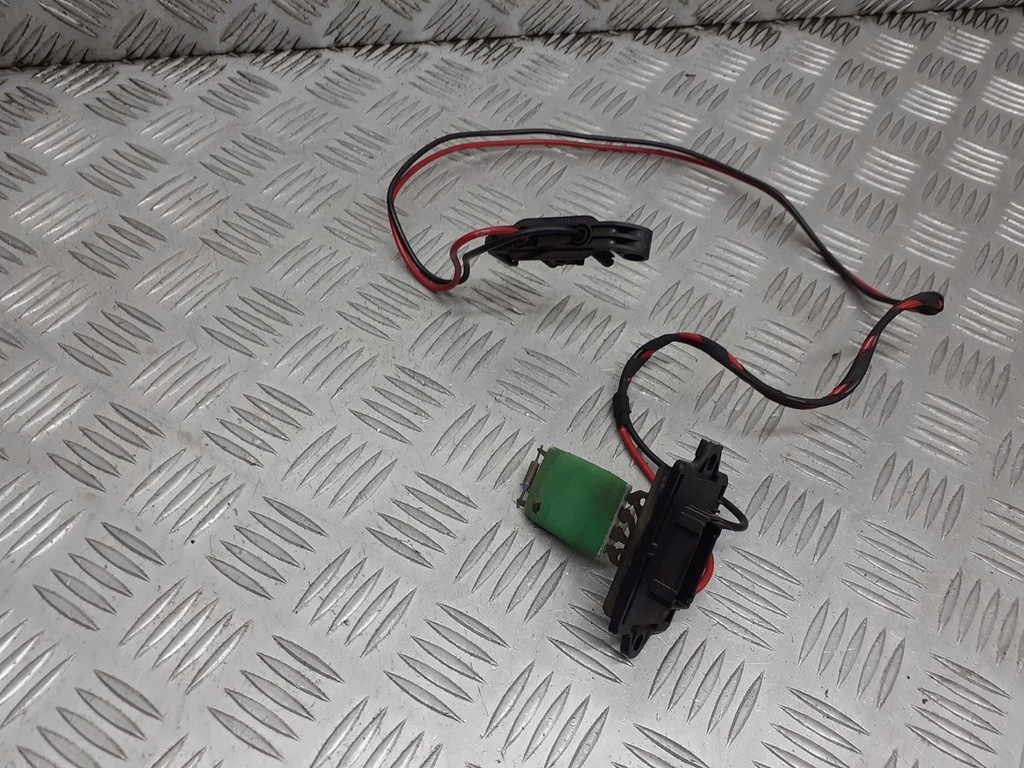 фото №4, Резистор резистор вентилятор renault clio iii