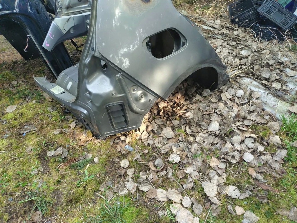 фото №1, Golf vii четверть задняя правая