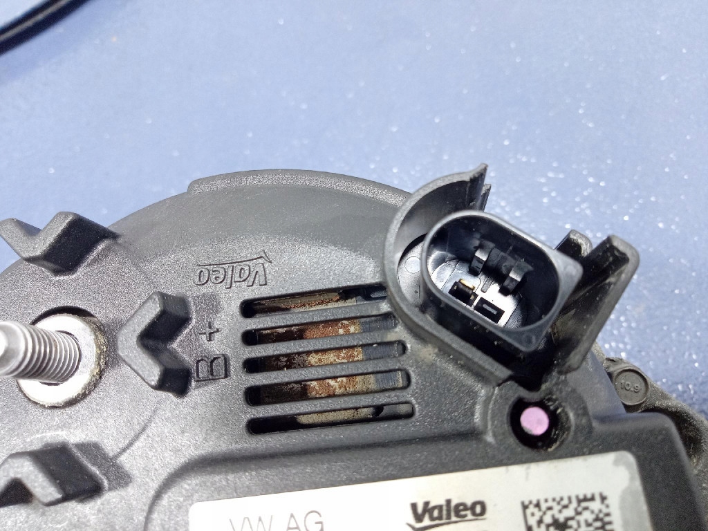 Skoda octavia 3 1,4 tsi 150km генератор 04c903023m czda Недорого