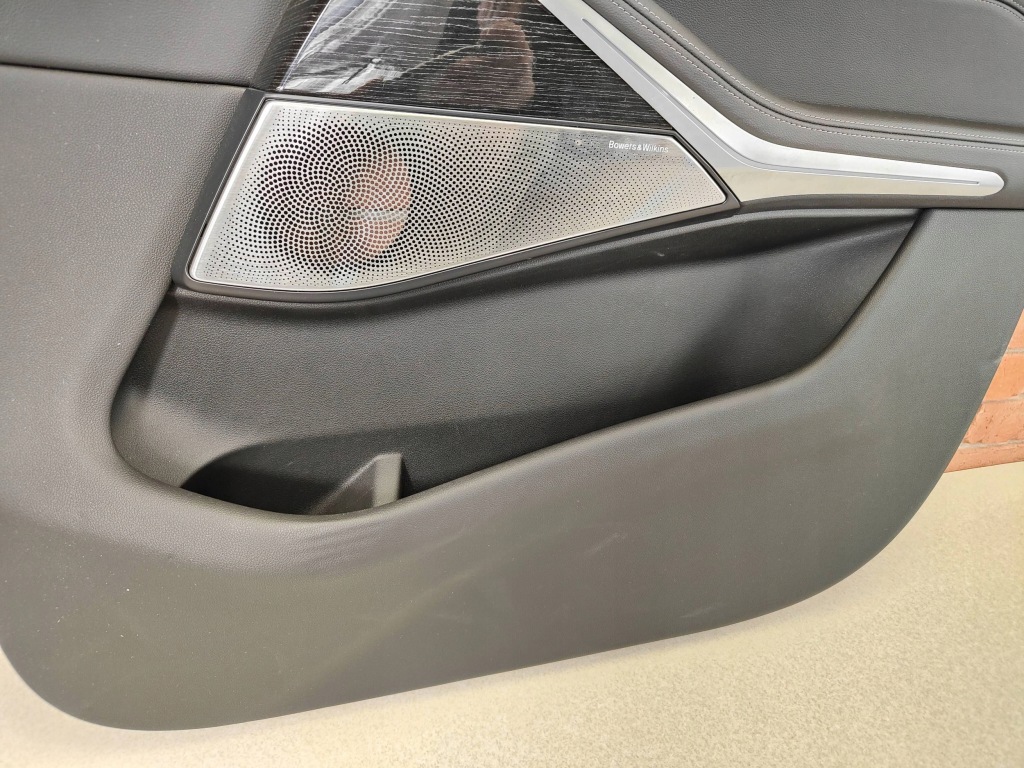 фото №8, Обшивка обивка дверь правый перед bmw x7 g07 x5 g05 bowers led vernasca