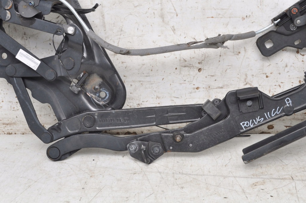 фото №3, Ford focus mk2 петля крыша 9411156