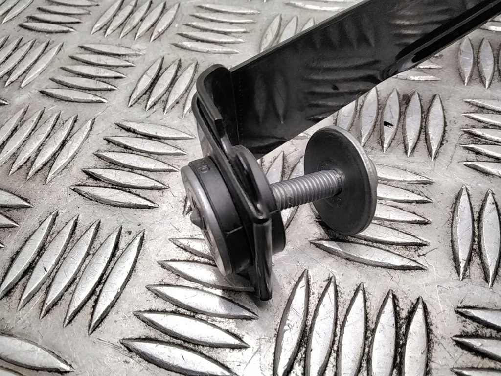 фото №6, Audi q5 sq5 2021 кронштейн / кронштейн бака топлива