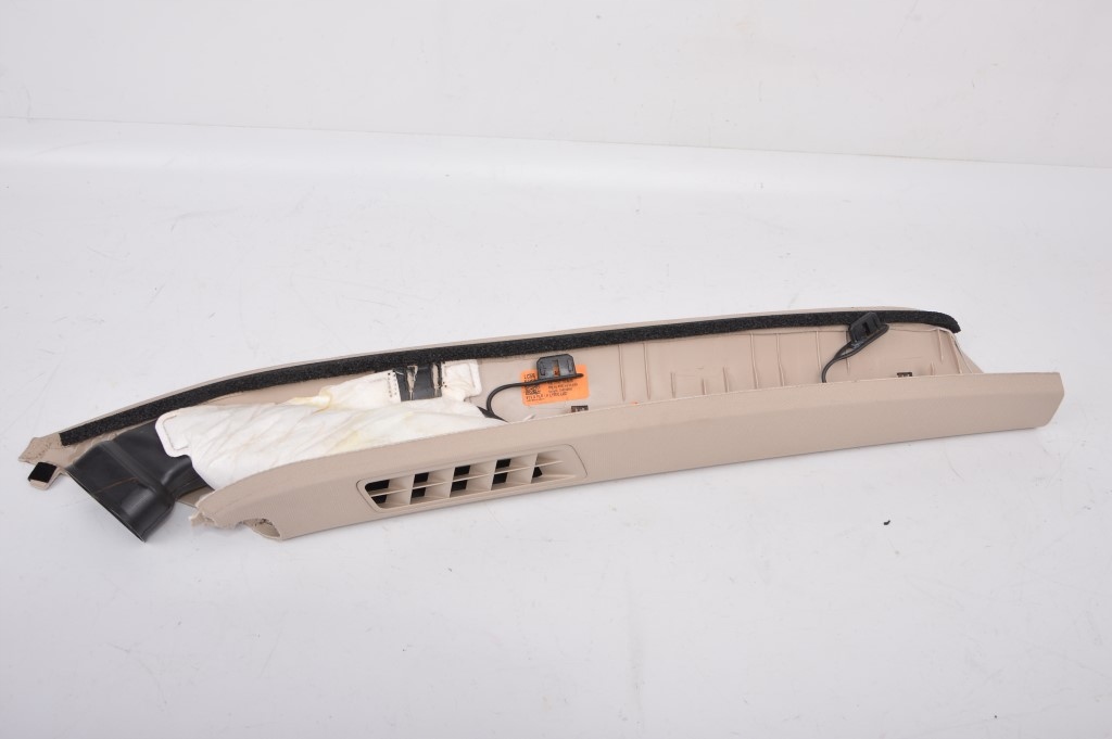 Lincoln aviator 2022r захист стійка лівий перед lc5b-s03513 ag3lu2 в Україні