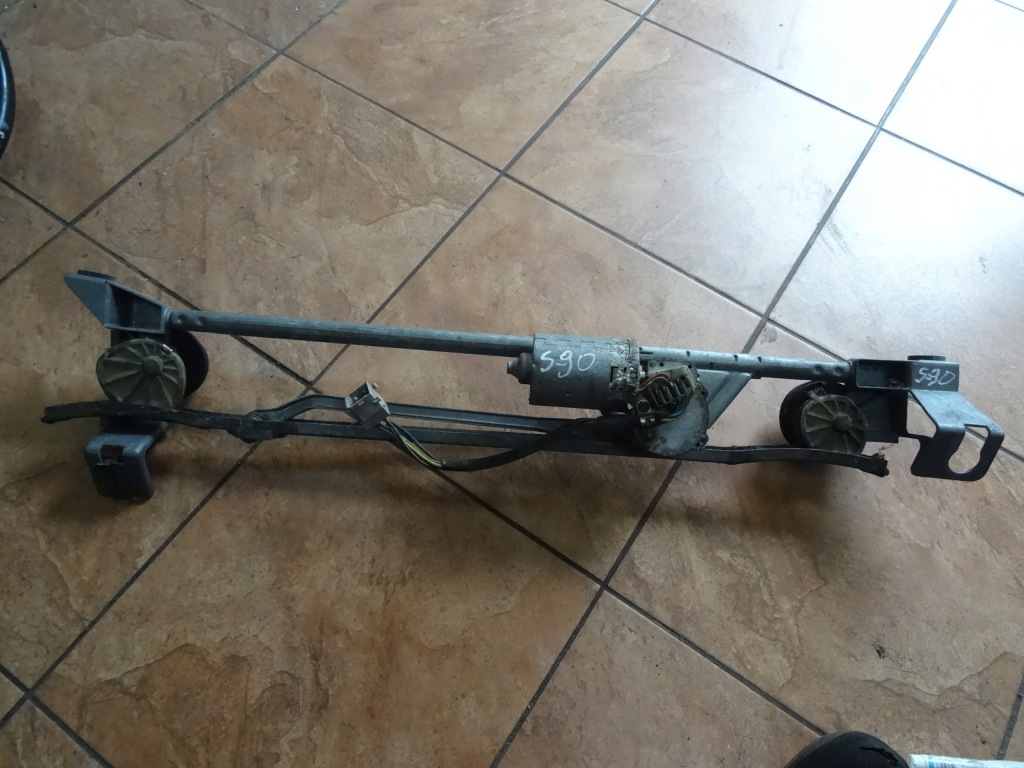 фото №1, Volvo s90 механизм дворник перед