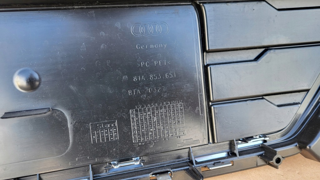 Купить Решётка  радиатора решётка радиатора перед audi q2 81a 16-20 оригинальный номер 81a853651 новый! идеальный!